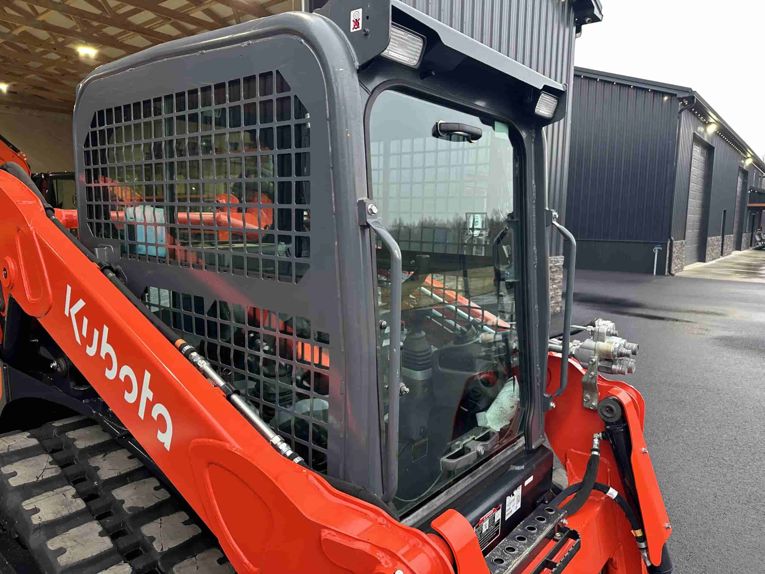 2022 KUBOTA SVL65-2 HIGH FLOW
